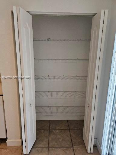 Building Photo - 2160 NE 37th Rd