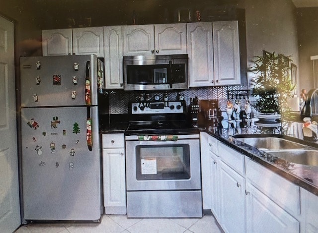 Kitchen with Stainless Steel appliances and granite countertops - 2516 Woodgate Blvd