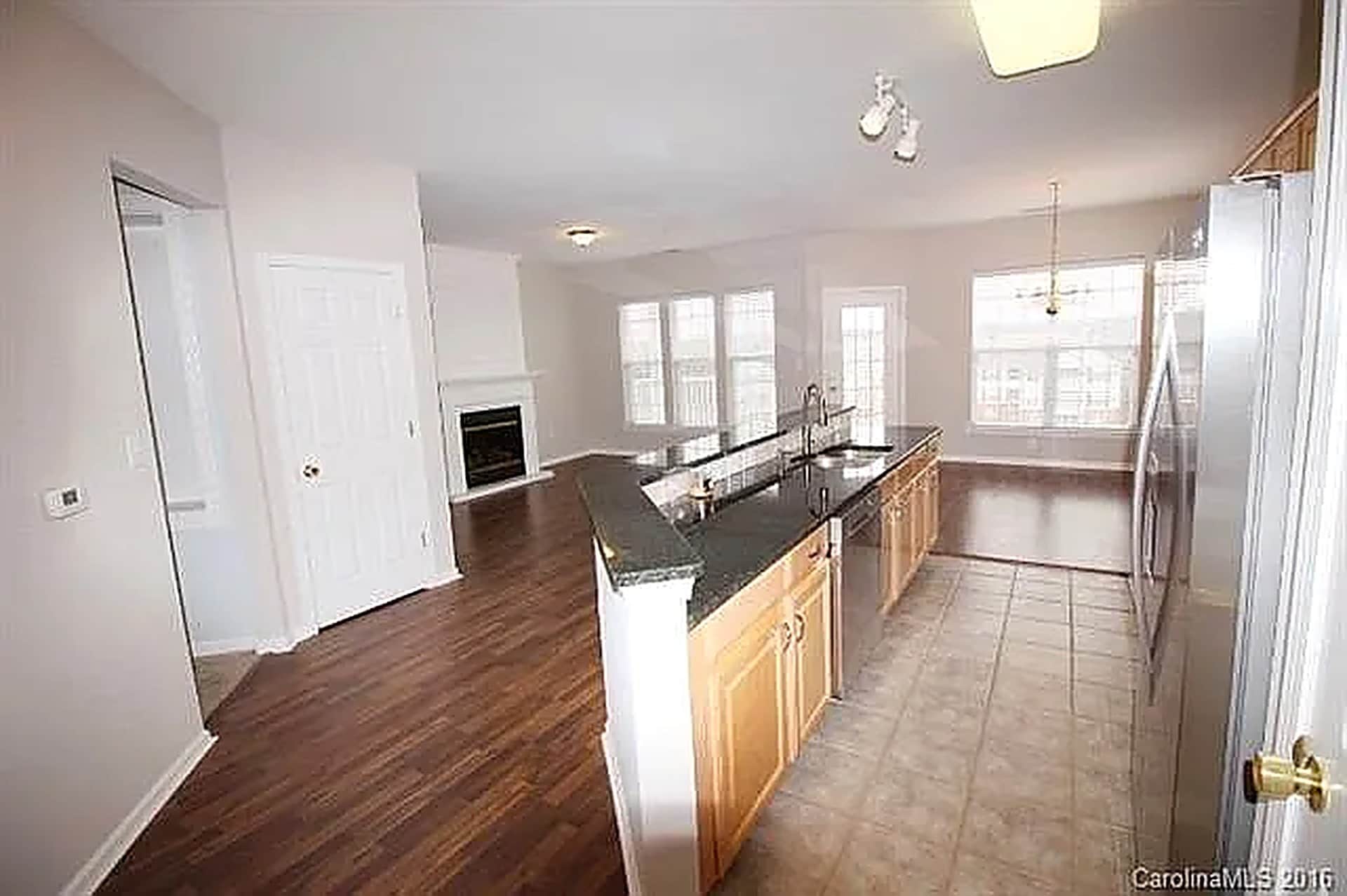 Building Photo - 14383 San Paolo Ln