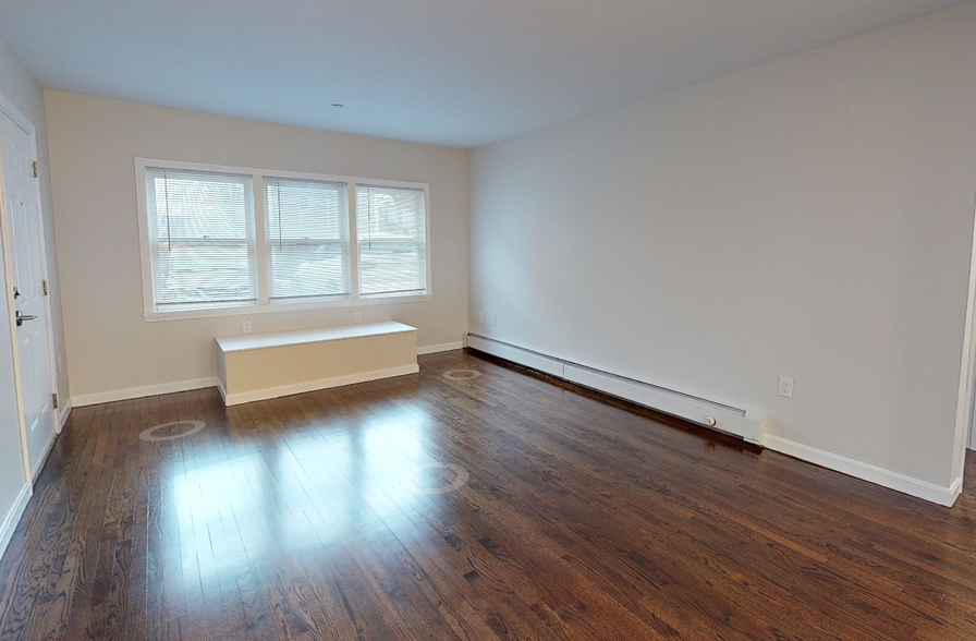 Apt 1A - 50 Kent St