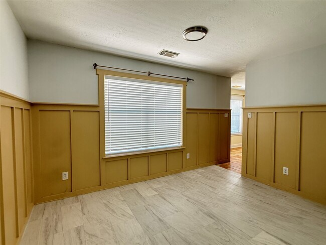 Building Photo - 14419 Golden Cypress Ln