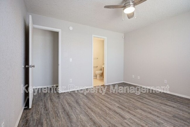 Building Photo - 15405 Acacia Rd