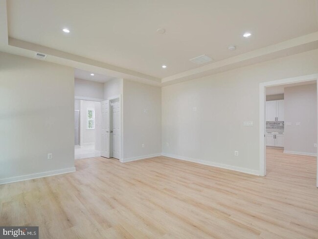 Building Photo - 14750 Jordan Ln