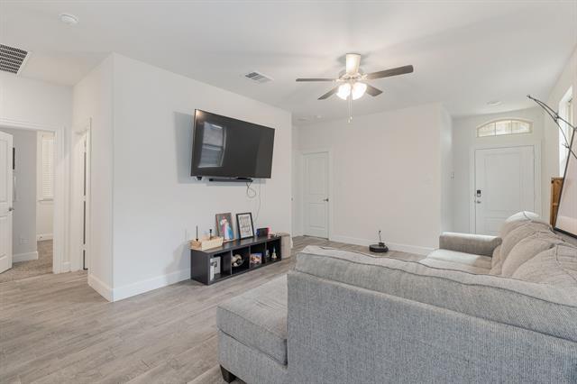 Building Photo - 7028 Windmill St