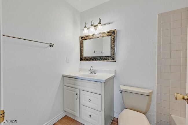 Building Photo - 4474 Buena Vista Dr