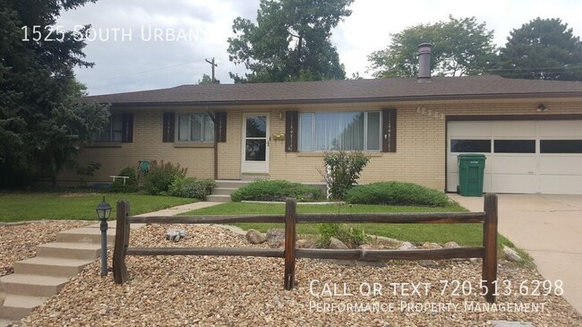 Primary Photo - 1525 S Urban Way