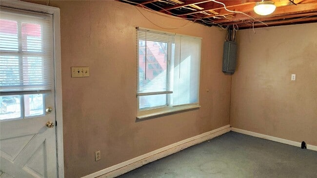 Building Photo - 1920 Americana Way