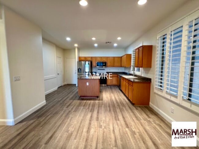 Building Photo - Beautiful 4 bedroom home with private pool...