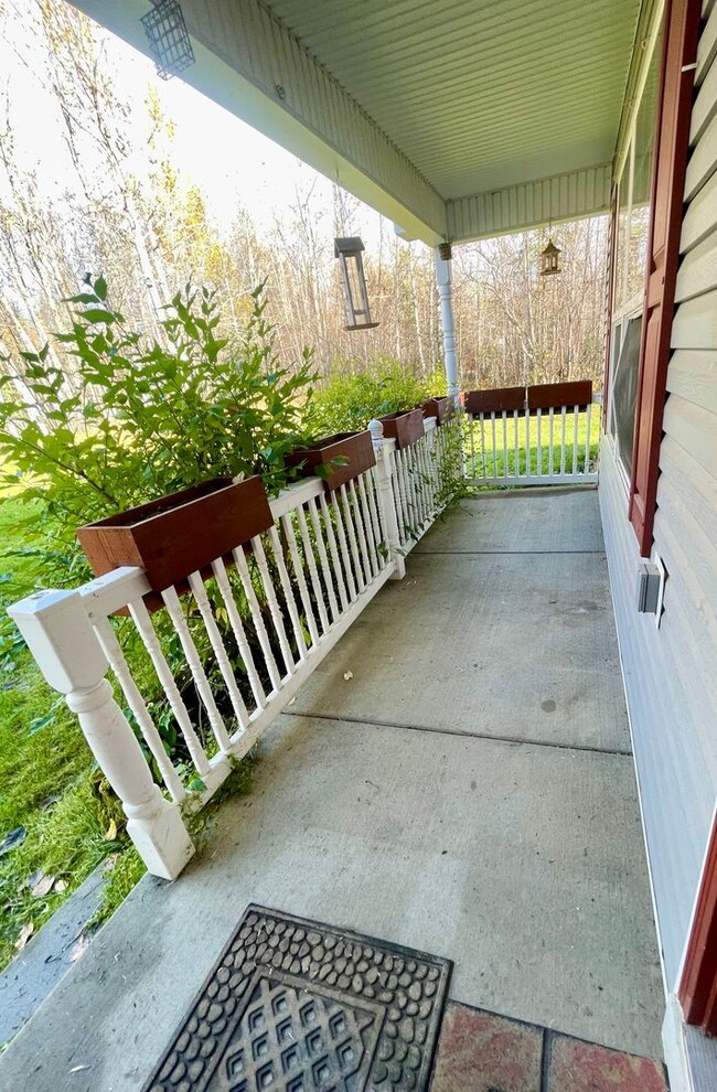 Building Photo - Ranch style 3bedroom/2 bathroom with an Oversized two car garage +giant carport!  Large private l...