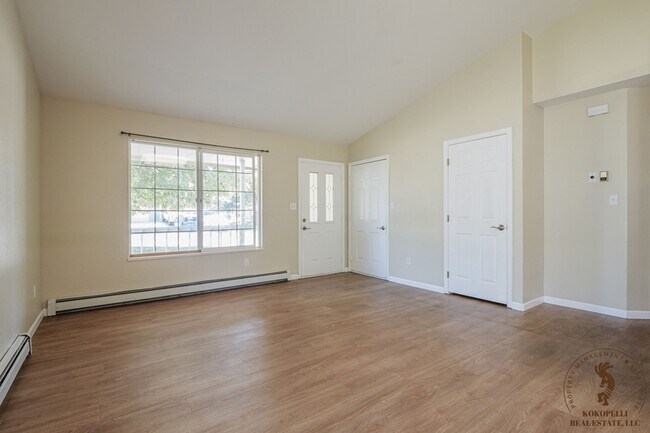 Building Photo - 519-518 29 3/8 Rd