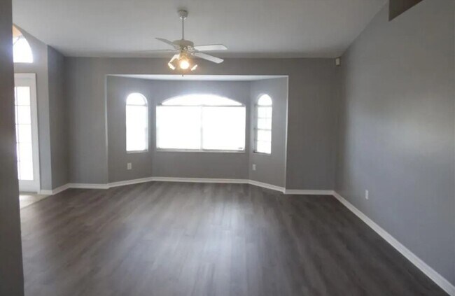 Building Photo - 709 Rue Labeau Cir