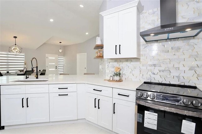 Building Photo - 2913 Eagle Lake Dr