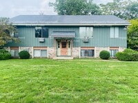 Building Photo - 885 Hardwick Dr SE