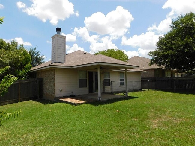 Building Photo - 715 Spring Brook Ln