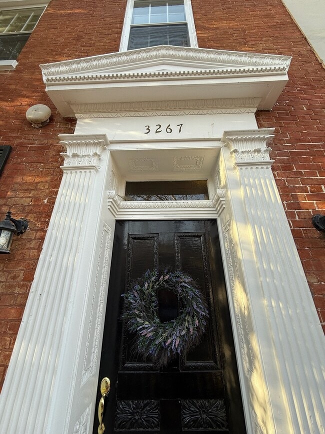 Building Photo - 3267 N St NW
