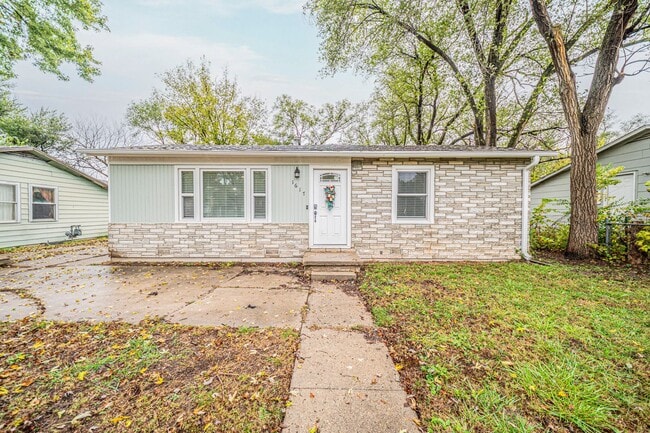 Building Photo - Please View 3D Virtual Walk-Through Before Scheduling a Showing