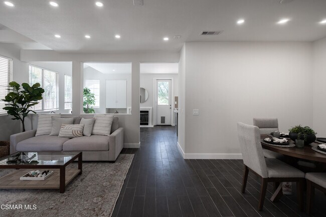 Building Photo - 3109 La Casa Ct