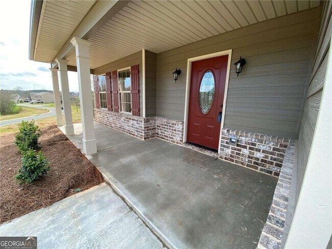 Building Photo - 712 Pinnacle Dr.