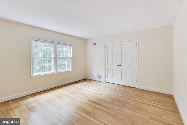 Building Photo - 7308 Burdette Ct