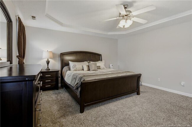 Building Photo - 420 Thorncliff Dr