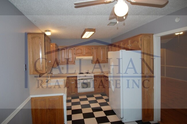 Building Photo - Sherwood 3 Bedroom Home