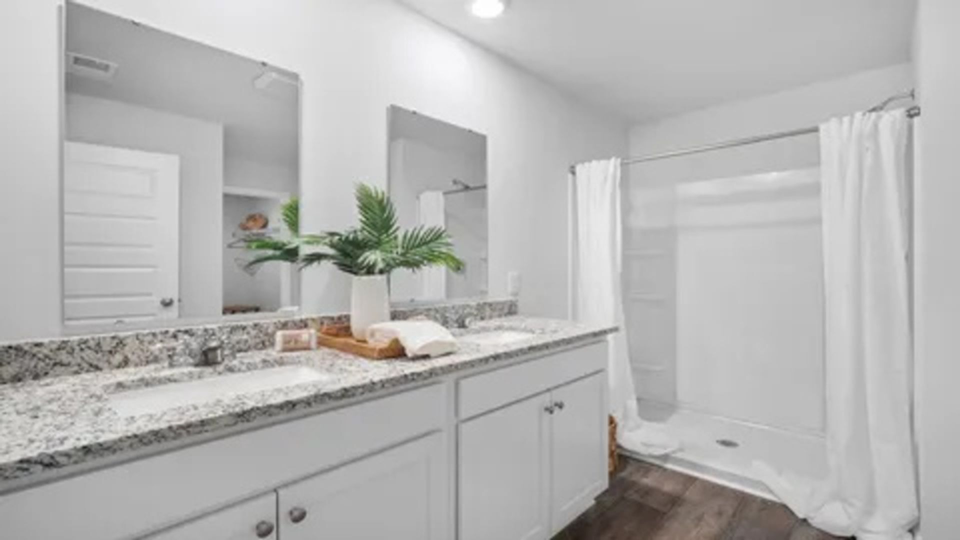 Building Photo - 240 Turpentine Trl