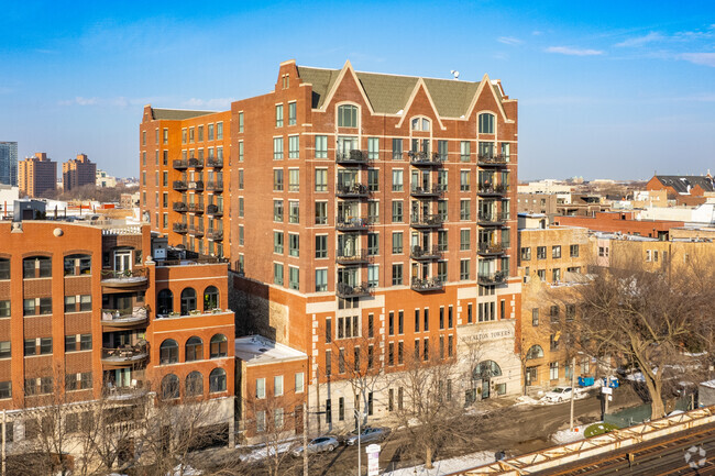 Building Photo - Royalton Towers