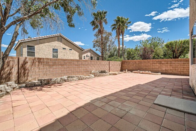 Building Photo - Come see why this is you next home!