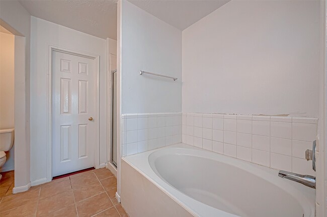 Building Photo - 7127 Sedona Ct
