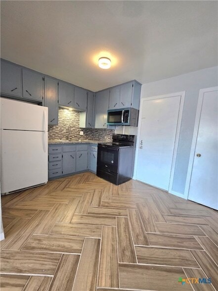 Building Photo - 805 Sissom Rd