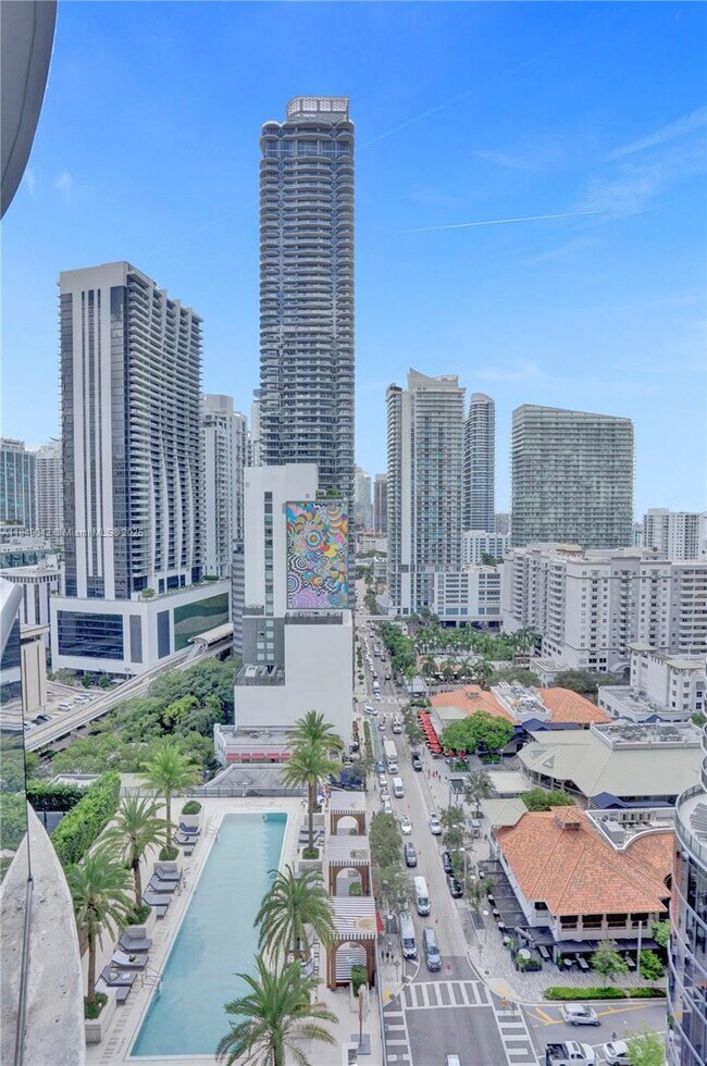 Building Photo - 801 S Miami Ave