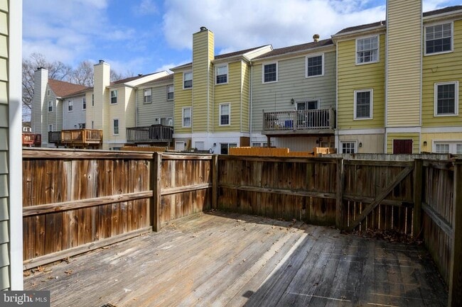 Building Photo - 1515 Marlborough Ct