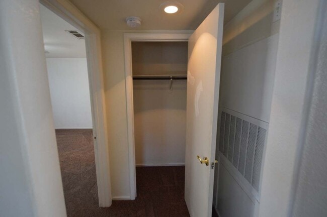 Building Photo - 1420 Jamielinn Ln