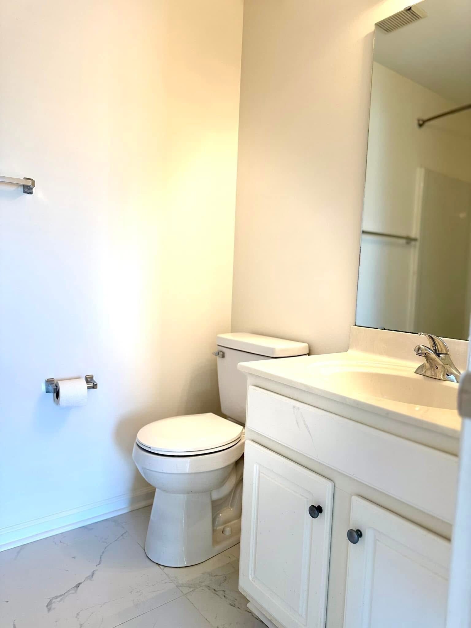 Building Photo - 3487 Forestdale Dr