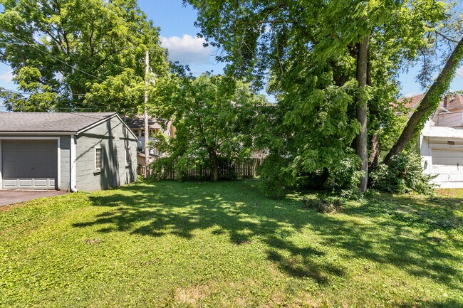 Building Photo - 3815 Wyoming St