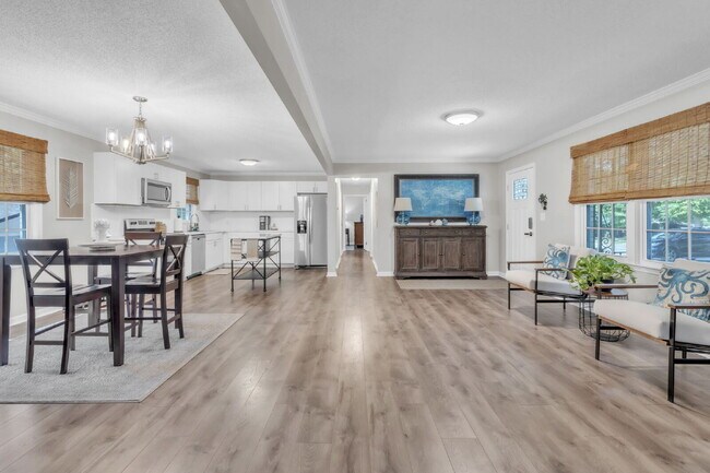 Building Photo - Renovated 3 Bed / 1.5 Bath Home with Open Floor Plan & Two Spacious Living Areas $1,975/mo rent