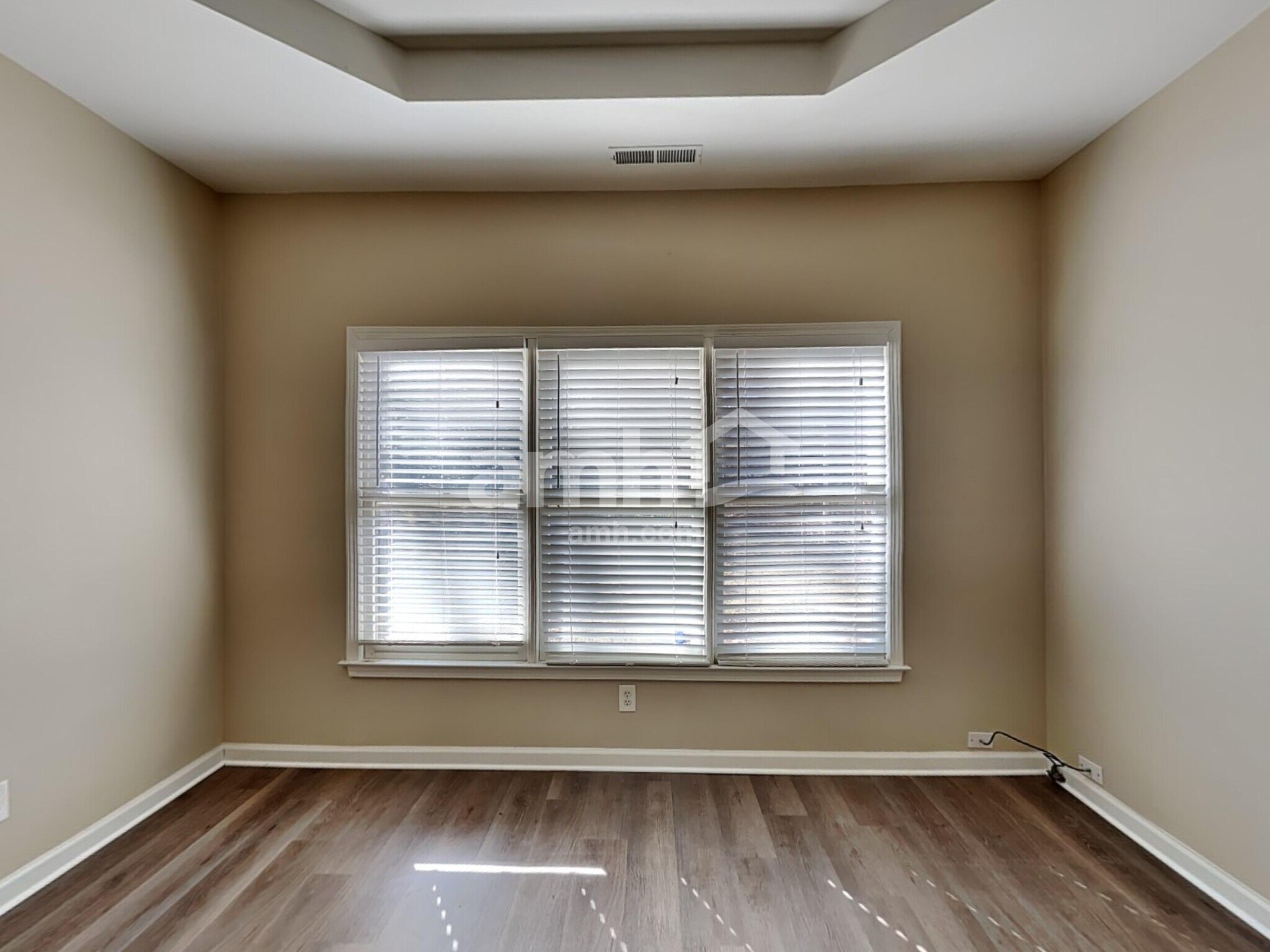 Building Photo - 114 Ashwood Ct N