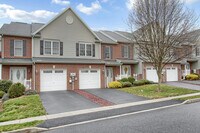 Building Photo - 16 Lismore Pl