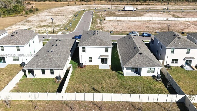 Building Photo - 10583 Gentle Rain Dr