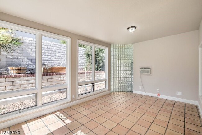 Building Photo - 2705 Eagle Springs Ct