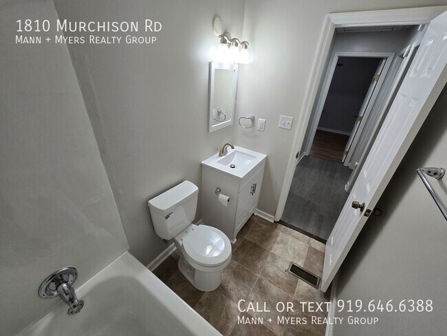 Building Photo - 1810 Murchison Rd