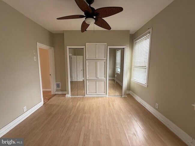 Building Photo - 4216 Wyalusing Ave