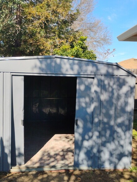 STORAGE SHED WITH DOORS - 16245 Keith Way