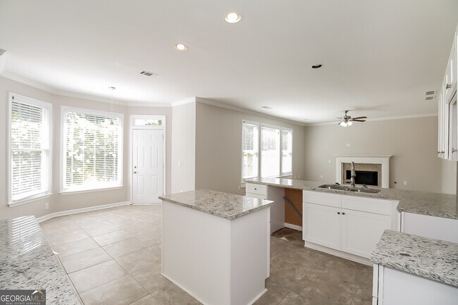 Building Photo - 4115 Stillwater Point