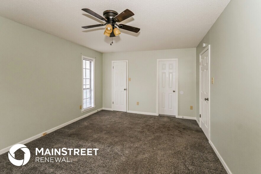 Building Photo - 499 Bedlington Dr