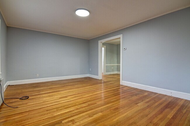 Building Photo - 22 Weston Ave