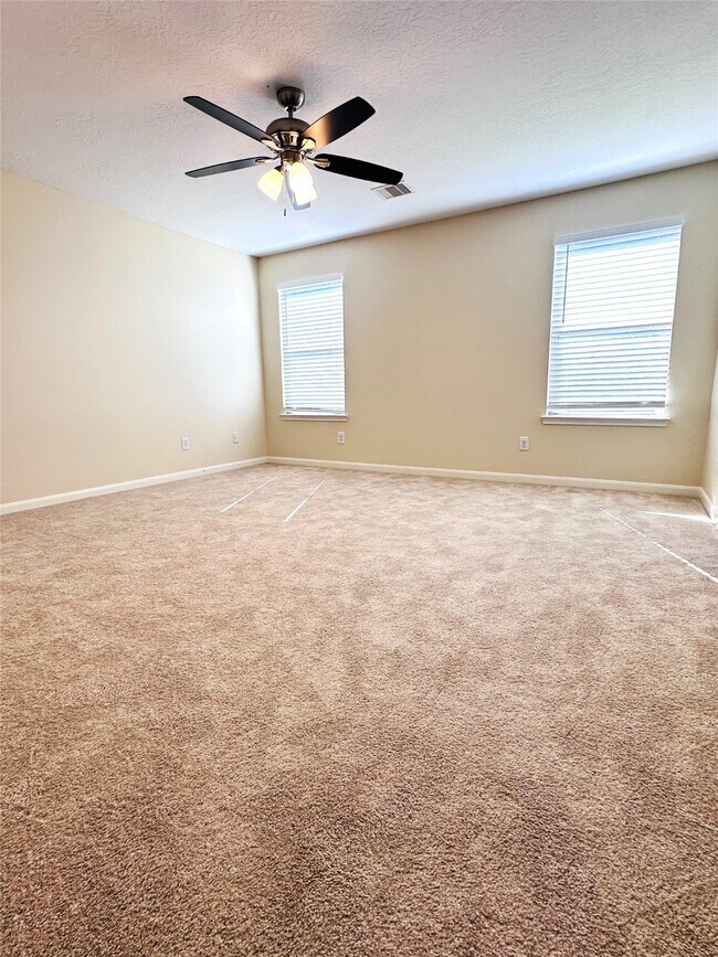 Building Photo - 1607 Bel Riposo Ln