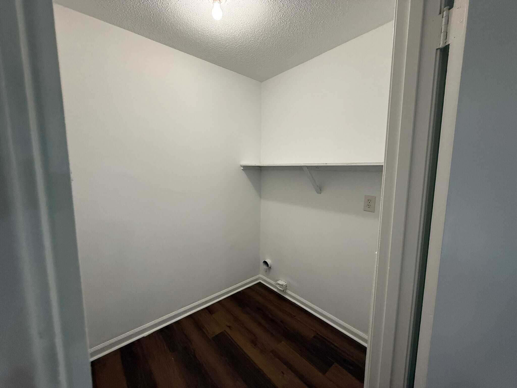 Separate laundry room - 636 Coalfire Ave