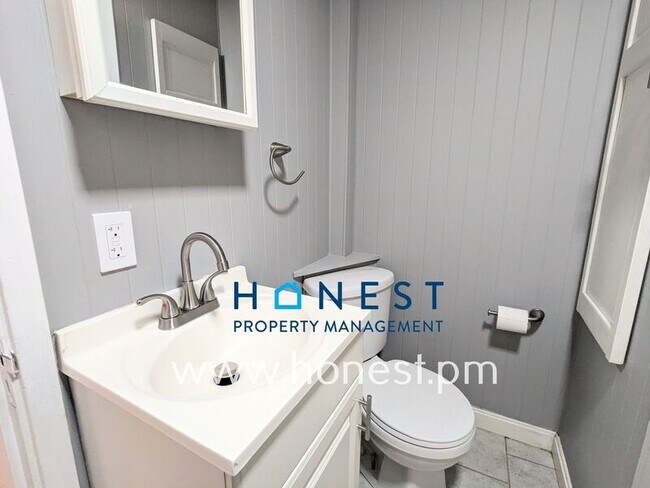 Building Photo - 73 Kennedy Memorial Dr