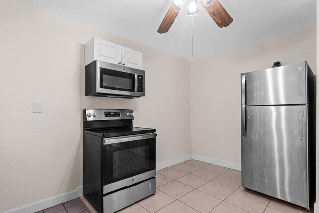 Building Photo - 5313 Colbright Rd